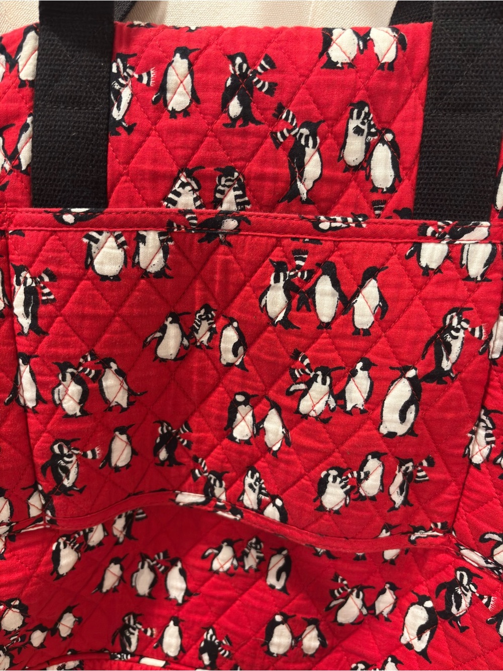 Vera Bradley Red Quilted playful Penguin Weekender Bag retired pattern travel - Picture 4 of 10
